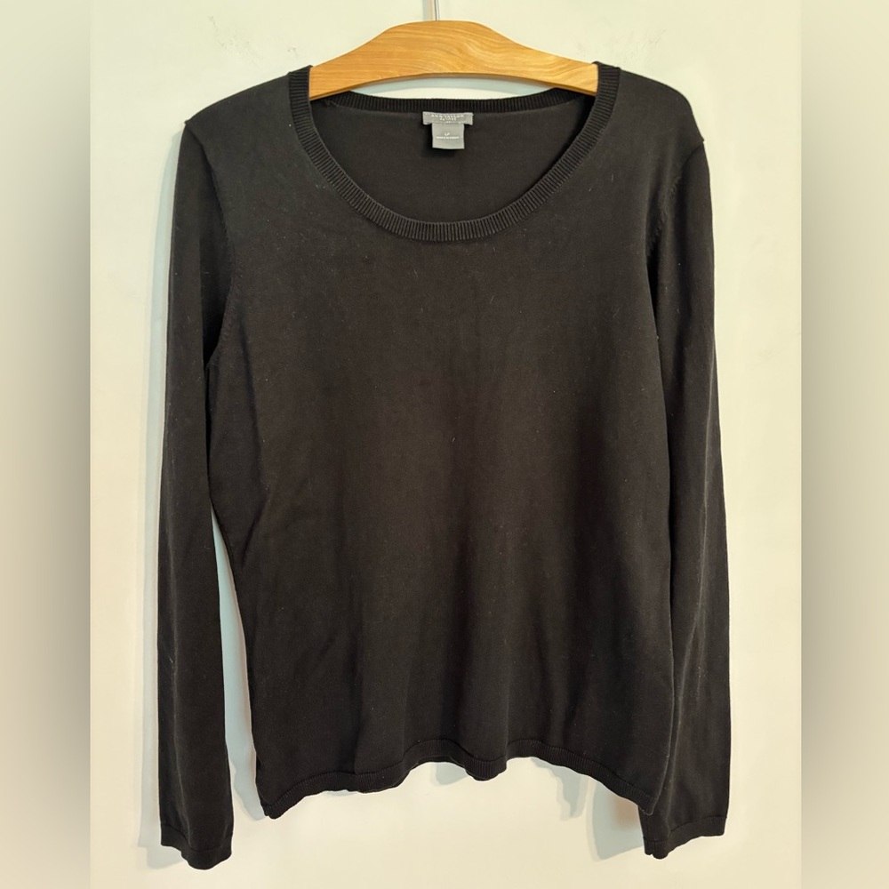 Ann Taylor Petites Black long sleeve sweater